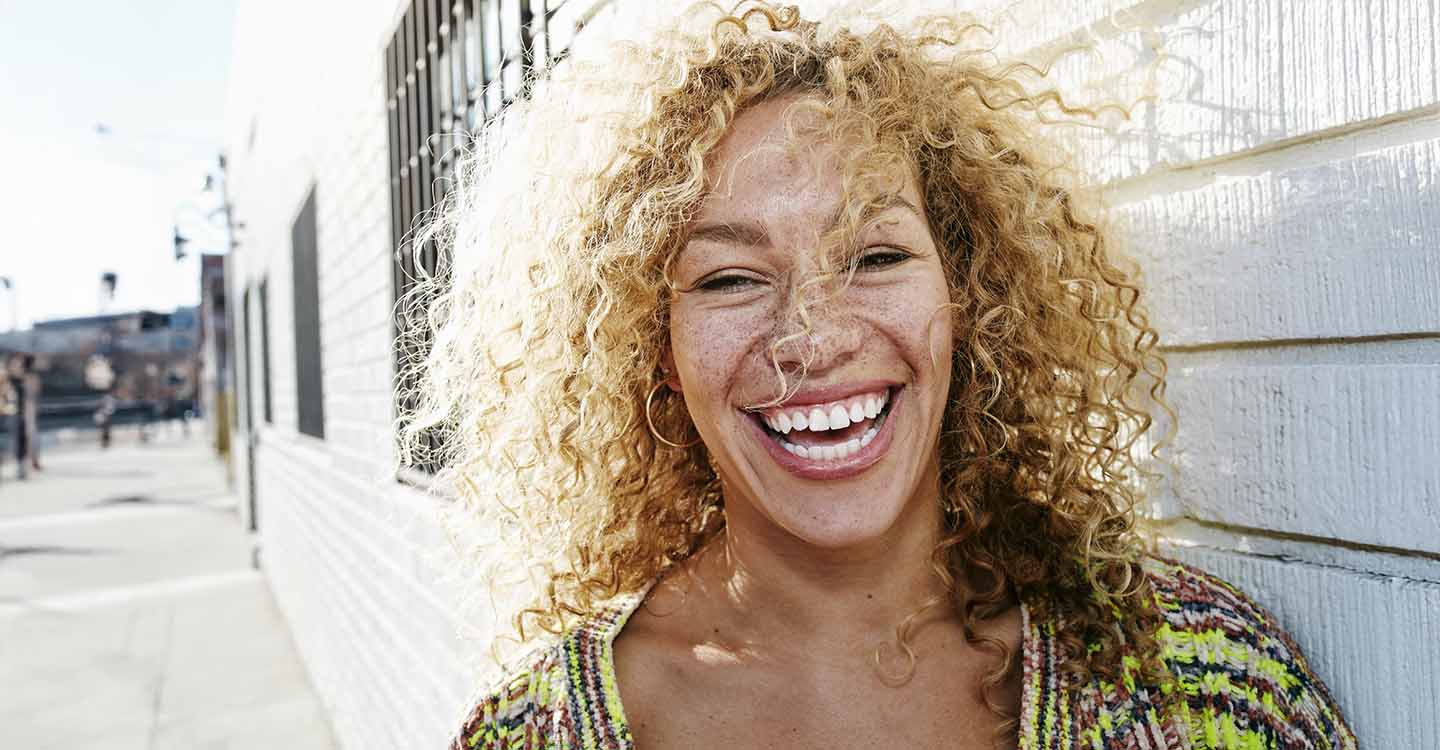 Nele lacht in die Kamera